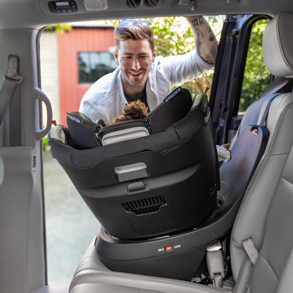 2-in-1 Rotational Car Seat with Quick Clean Cover X950