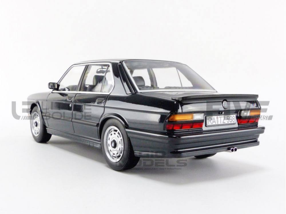 Black Metallic 1/18 Diecast Model Car X9771