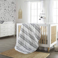 4-Piece Crib Bedding Set in Black/White J546