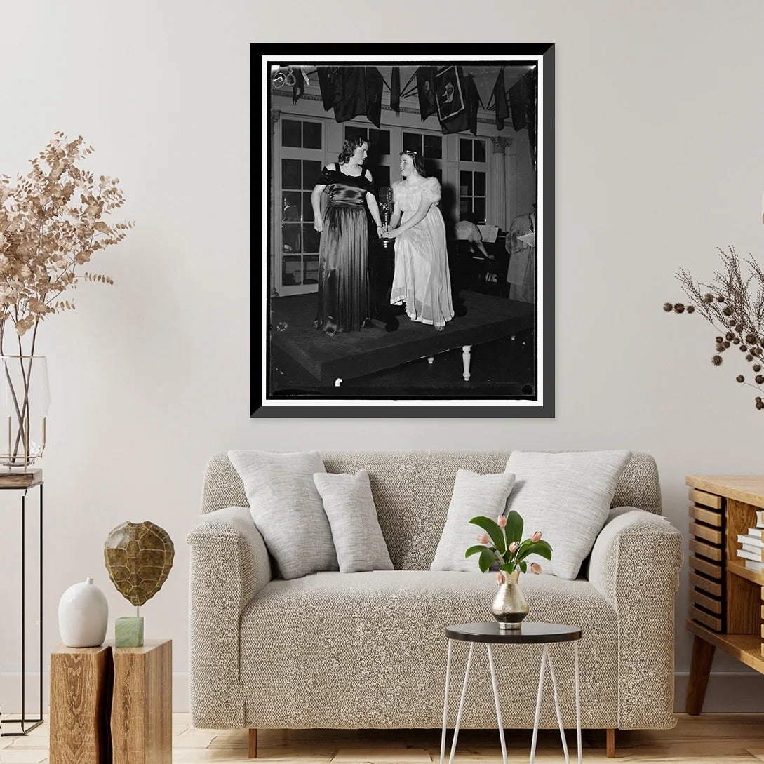 Historic Framed Print J812078