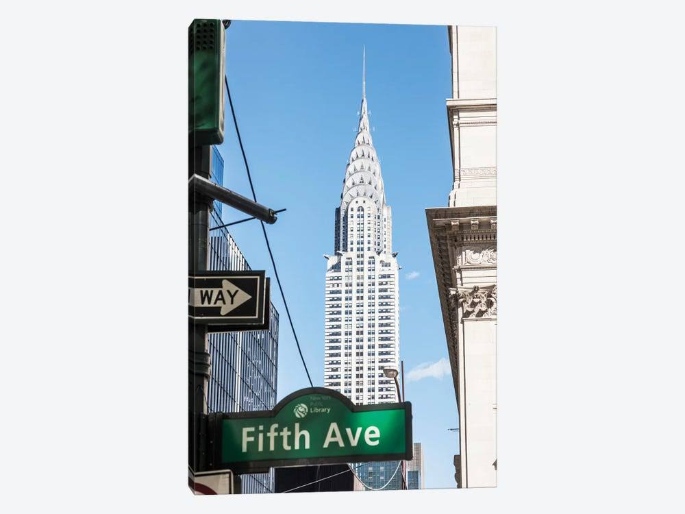 Chrysler Building Canvas Art F952464