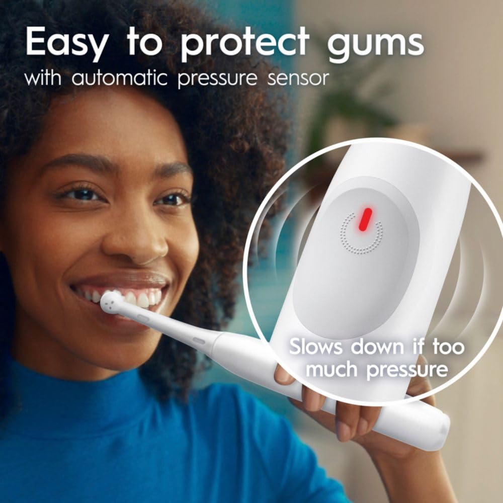 Pure White Rechargeable Electric Toothbrush with 2 Brush Heads W949