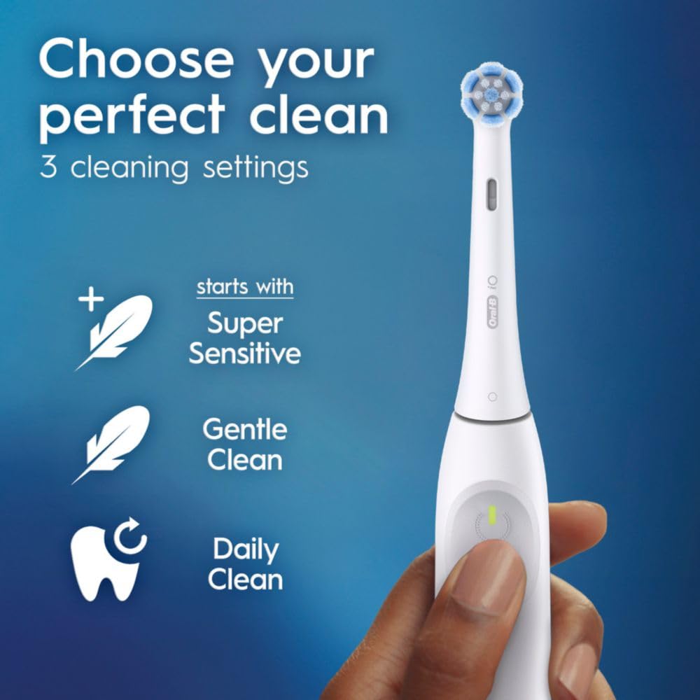 Pure White Rechargeable Electric Toothbrush with 2 Brush Heads W949