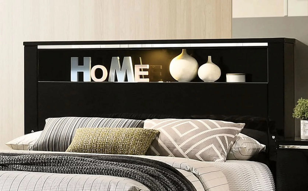 Queen Size Black High Gloss Lacquer Solid Wood Bed O104559
