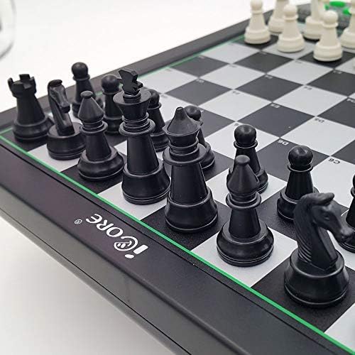 Magnetic Electronic Talking Chess Computer Set D7041