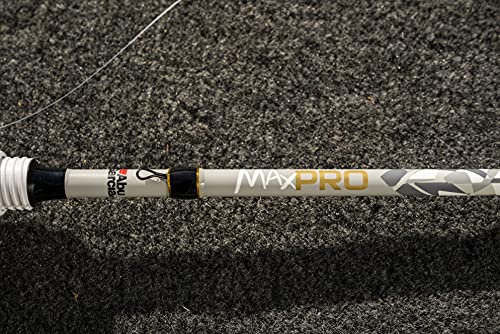Low Profile Baitcast Reel and Fishing Rod Combo N34224