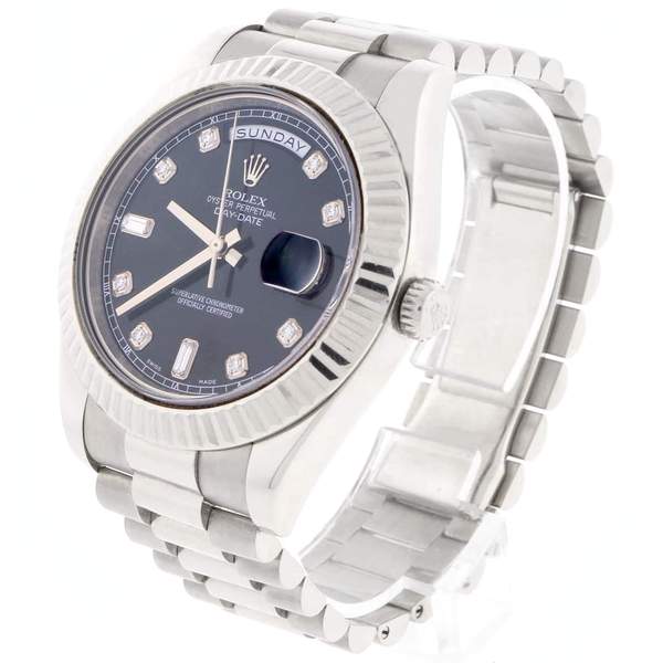 Silver Diamond Scale 41mm Watch D558