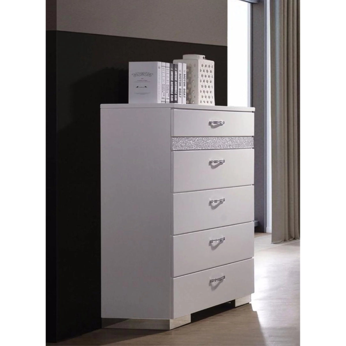 White 6 Drawer Chest I94068