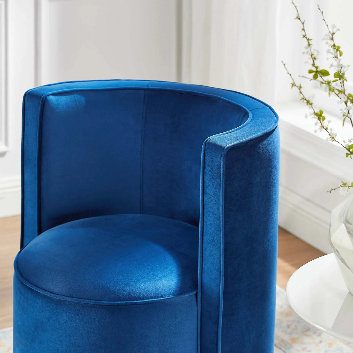Velvet Swivel Chair V334