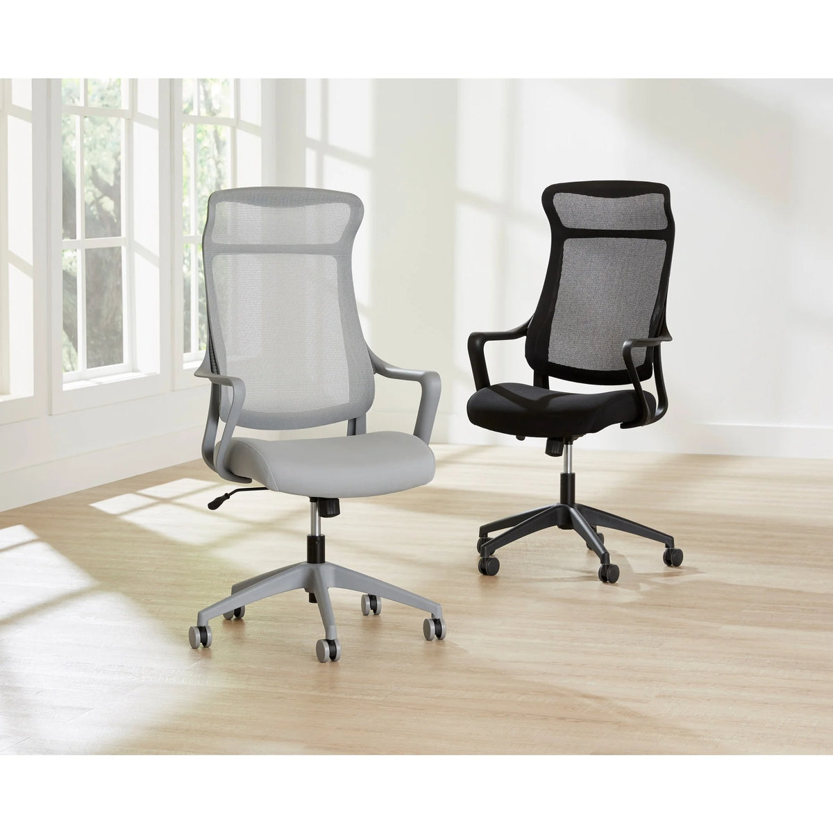 Gray Mesh High-Back Task Chair G965382