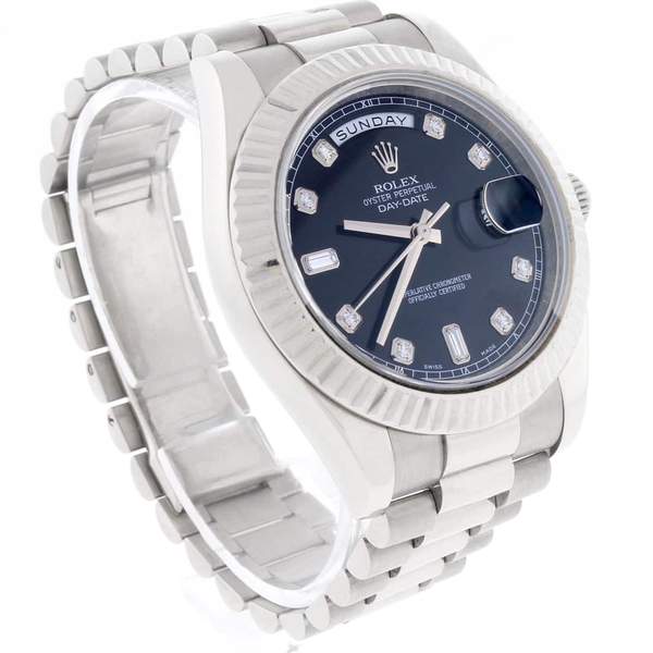Silver Diamond Scale 41mm Watch D558