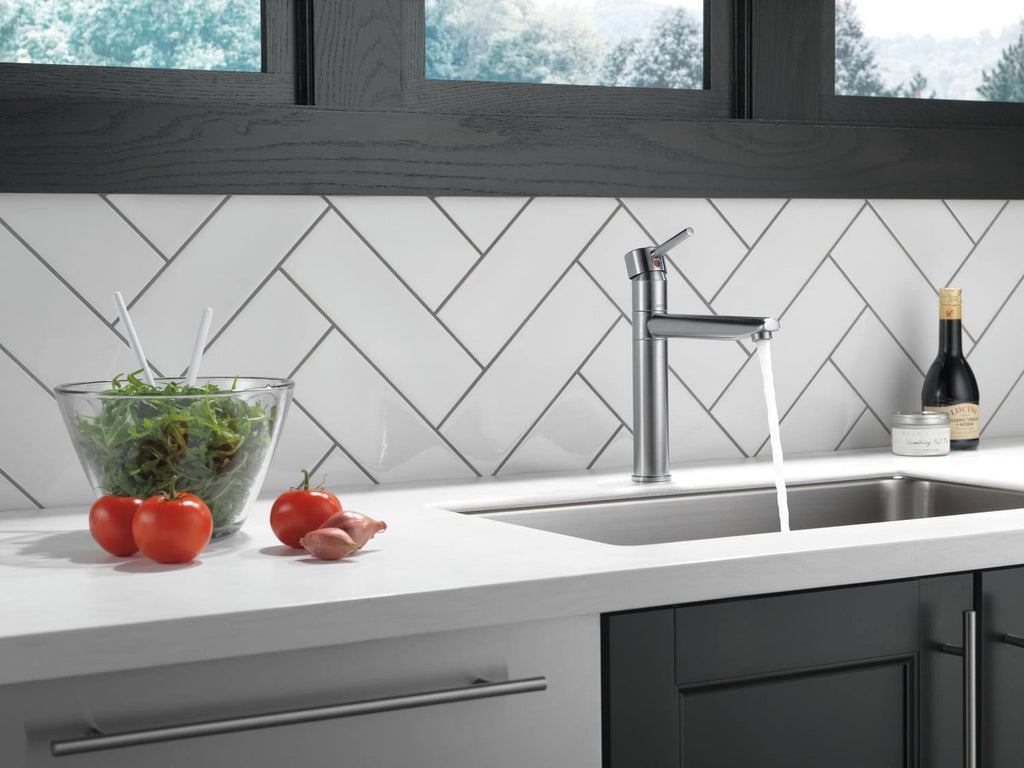 Arctic Stainless Single Handle Kitchen Faucet G7159