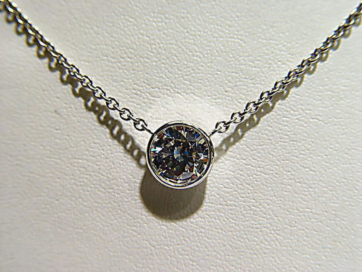 Bezel Set Diamond Pendant Chain E599549